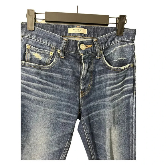 MOUSSY VINTAGE Isko Comfort Ivey Distressed Jeans - Picture 10 of 10